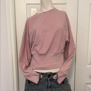 Athleta Cropped workout sweatshirt with Thumb holes. Great a bundle and save!